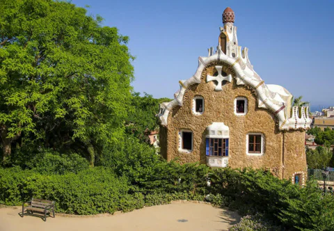 Park Güell Skip-the-Line Tour with Official Guide