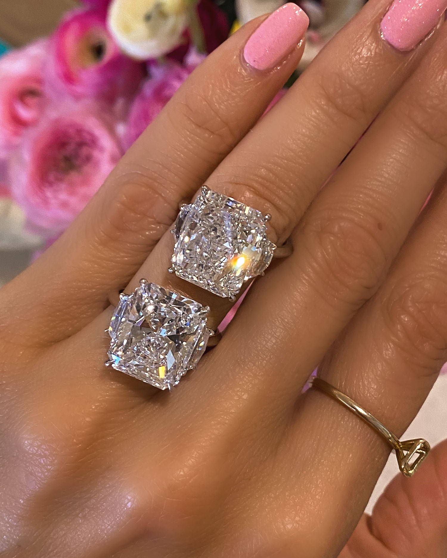 Miss Diamond Ring 10 Carat Radiant Diamond Engagement Ring