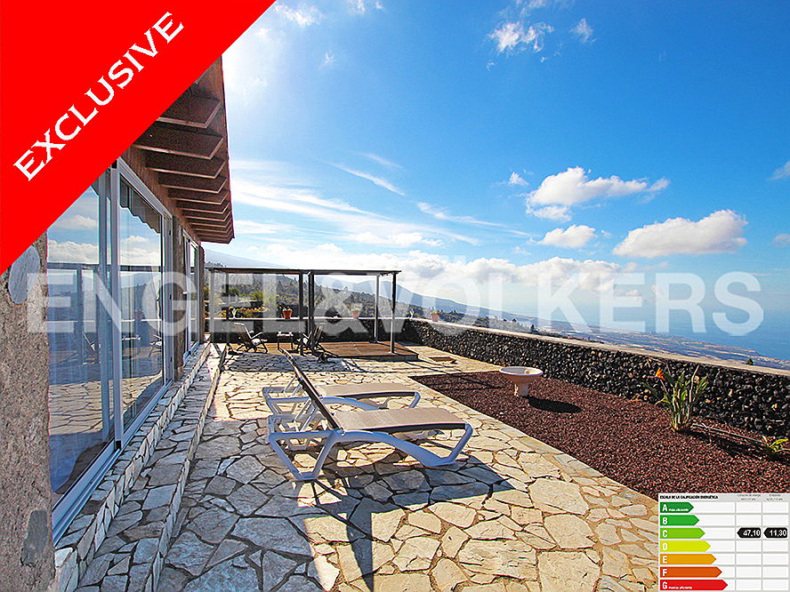  Costa Adeje
- Casas en venta en Tenerife: Encantadora casa rural con vistas al mar en Chío, Tenerife Sur