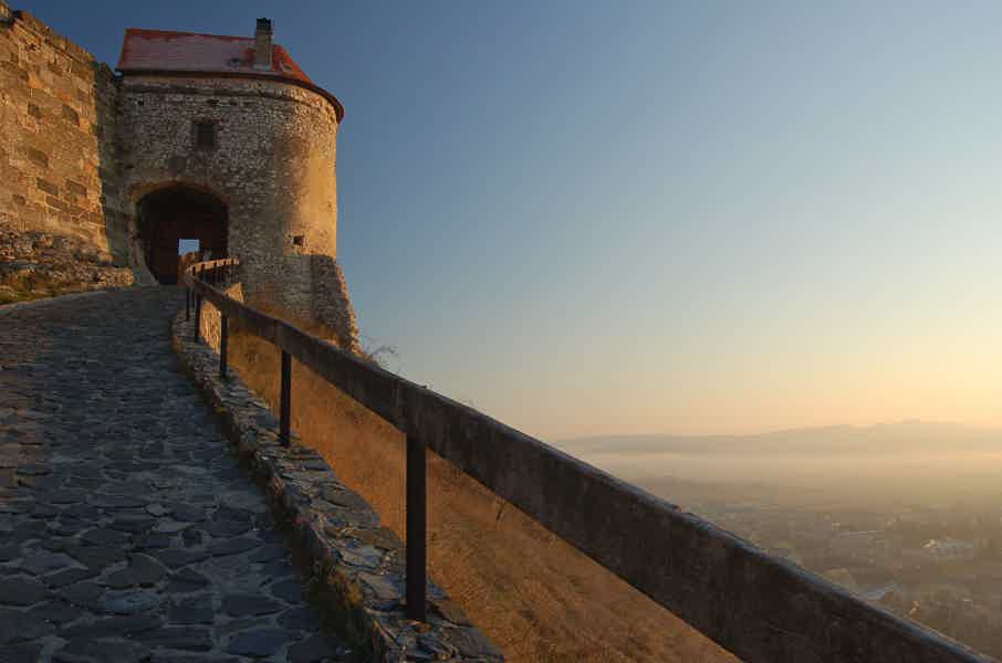 17 castles & fortresses: Hungary, Croatia and Bosnia - photo 3