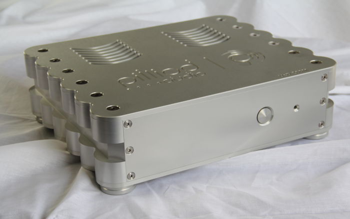 pilliod audio UcD 200M (pair) 200 watt Monoblocks Hypex...