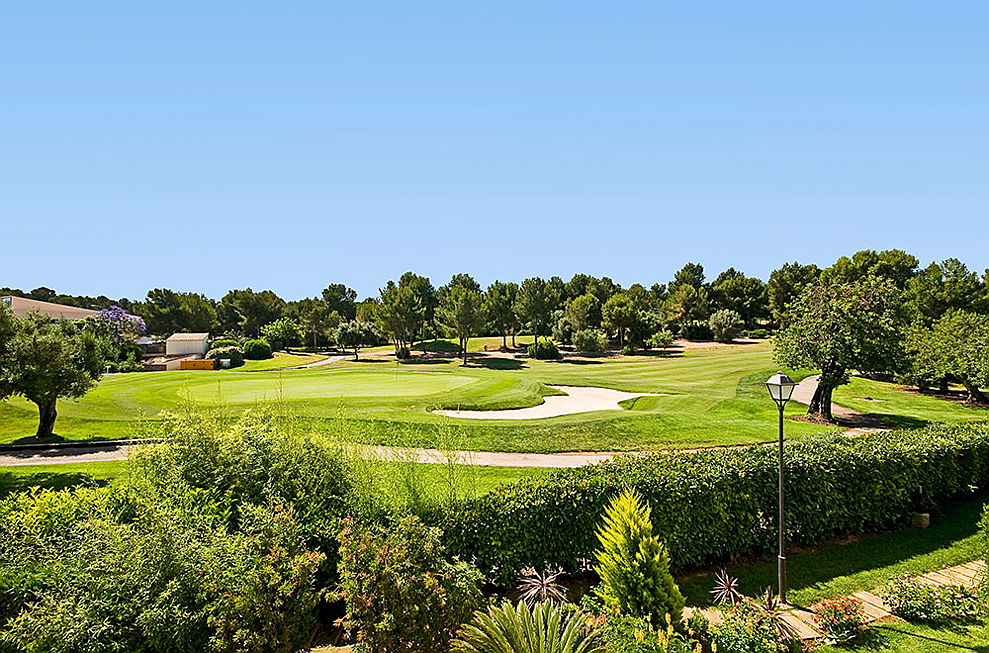  Port Andratx
- El club de golf Real Golf de Bendinat dispone de un campo versátil con un total de 18 hoyos