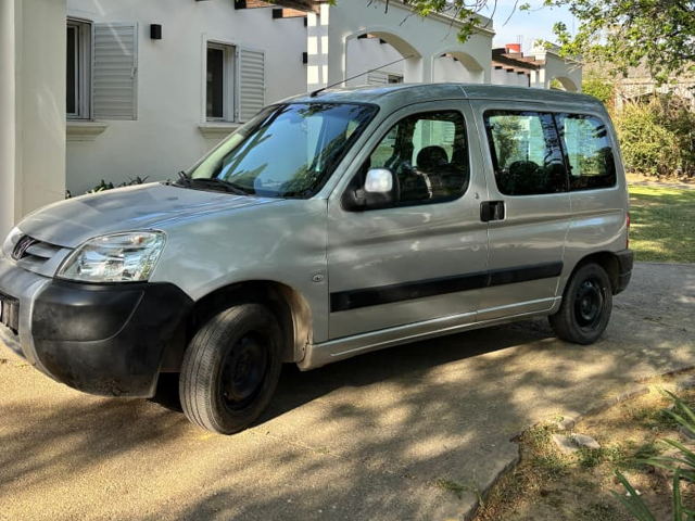 Peugeot Partner Patagónica 2017