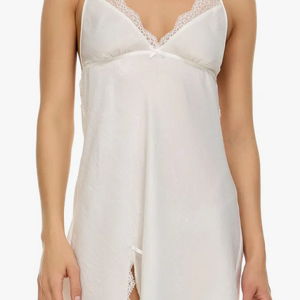 Flora Nikrooz Madelyn Lace Trim Satin Charmeuse Chemise in Ivory, Size L