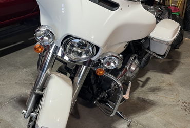 2015 HARLEY-DAVIDSON FLHTP POLICE ELECTRA GLIDE motorcycle for rent near Sturgis, SD
