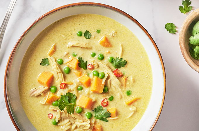 Soupe-repas au poulet à l’indienne