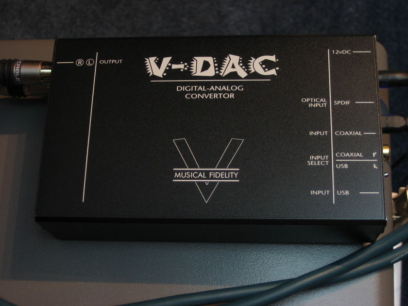 Musical Fidelity V-DAC  MkI  w Pyramid Power Supply - Gently Used