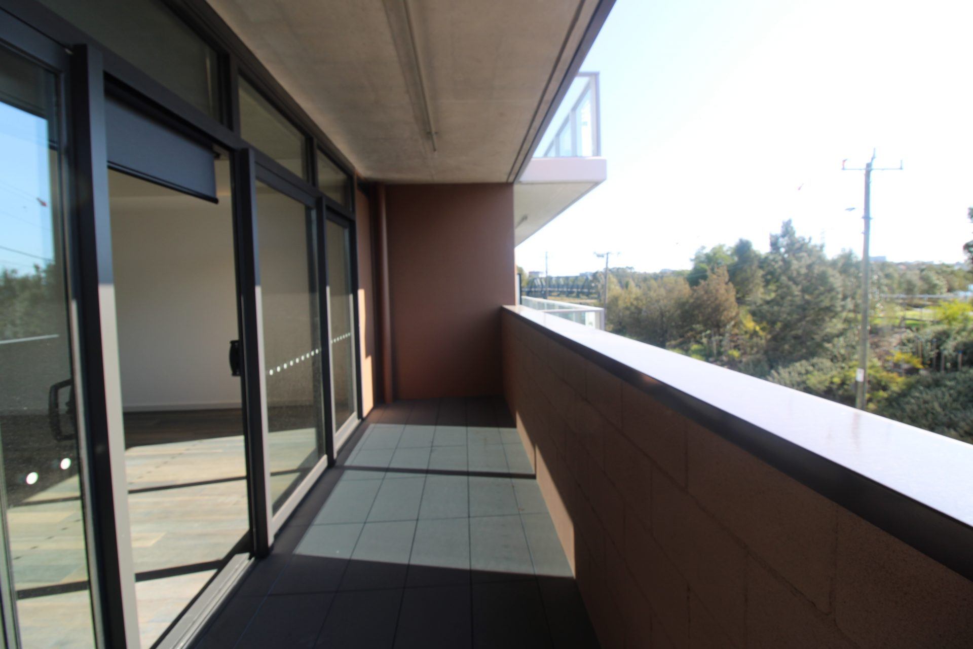 FOR LEASE - Take Your Riverside Place With This Stunning 2-Bedroom 2-Bathroom inc. Study - Image 10