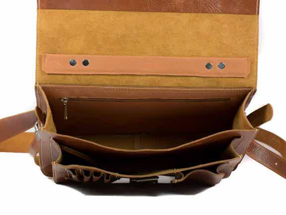 Kleine-Lehrertasche-Leder-Rucksack-VITA