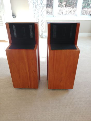 Oskar A.V.T. Loudspeakers  Kithara