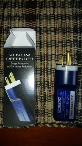 Shunyata Research Venom Defender line conditioner / sur...
