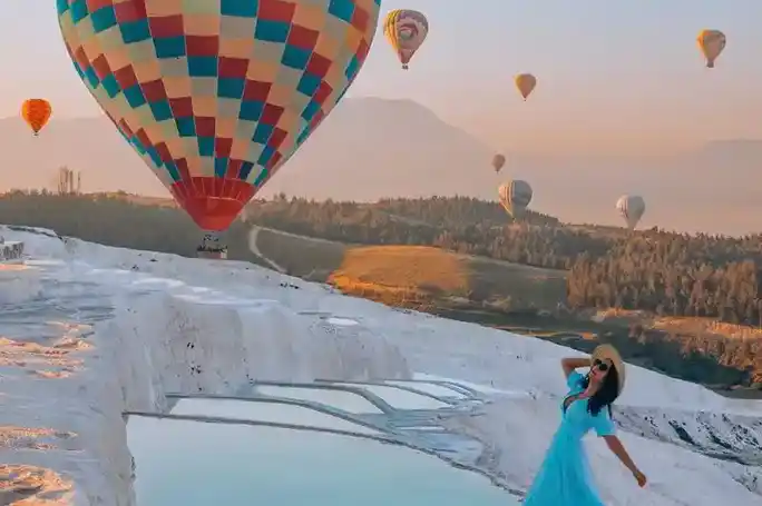 Pamukkale at Sunrise + Hot Air Balloons from Kemer