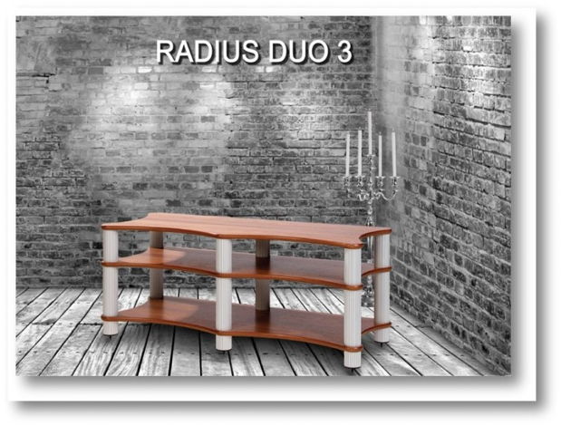 Solid Tech Radius Duo 3 A/V Rack - Excellent Condition;...