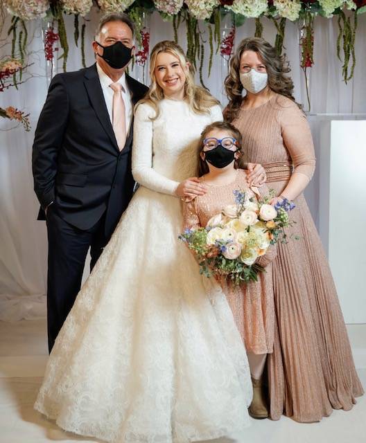 Kwiatkowski-family-wearing-unicorn-breathing-mask