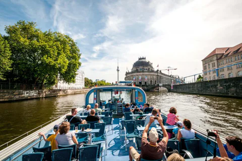 3.25-Hour Spree & Landwehrkanal Boat Tour