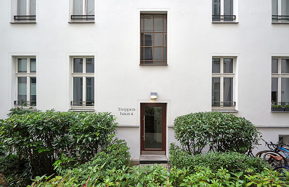  Berlin
- Courtyard