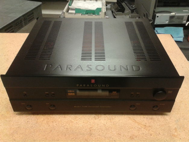 Parasound 7100 Parasound Model 7100 Surround Controller...