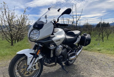 2013 APRILIA MANA 850 GT ABS motorcycle for rent near Portland, OR