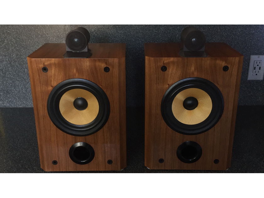 Bowers and Wilkens B&W  Matrix 805  Stereo Speakers