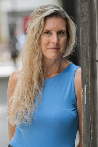 Annick Van Couwenberghe