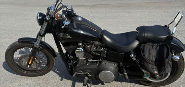 2016 HARLEY-DAVIDSON DYNA STREET BOB motorcycle for rent near Carlisle, PA