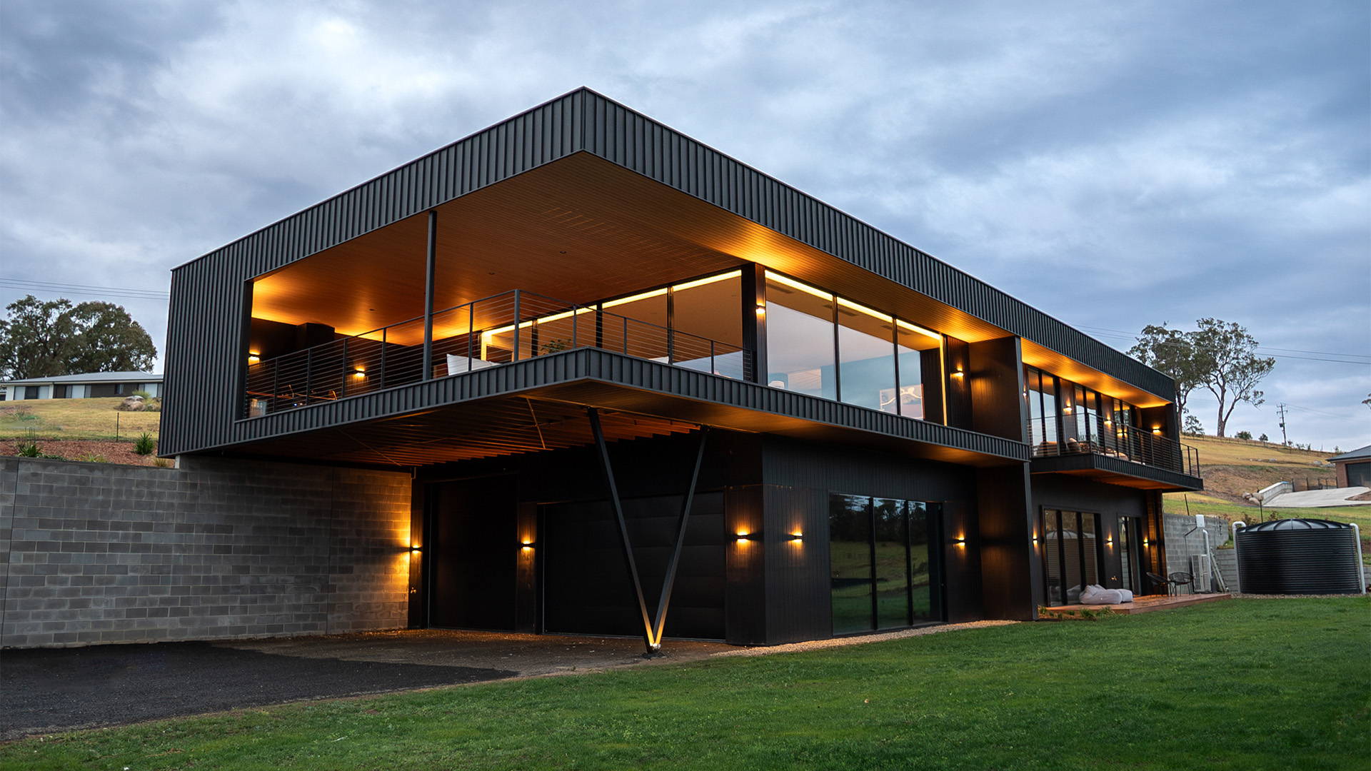 Havit Lighting - Outdoor Lighting by Havit - Wall Lights by Havit - Havit Downlights - Up and Down Lights by Havit