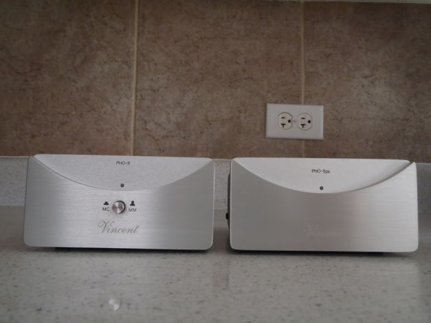 Vincent PHO-8 2 piece phono stage