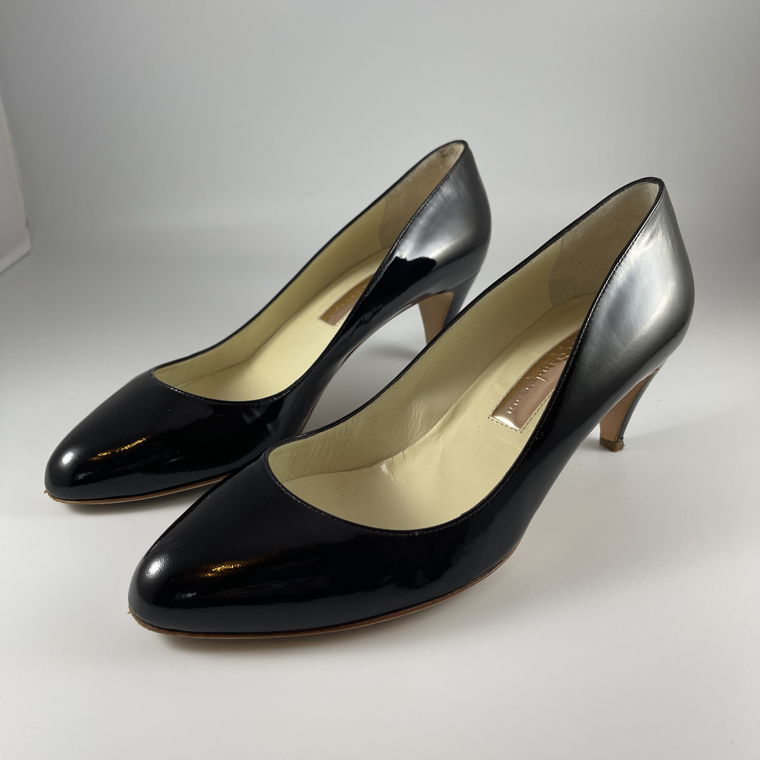 Black Rupert Sanderson conical heels 38