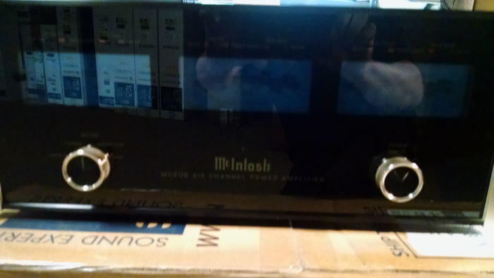 McIntosh MC-206 Multi-Channel Amplifier