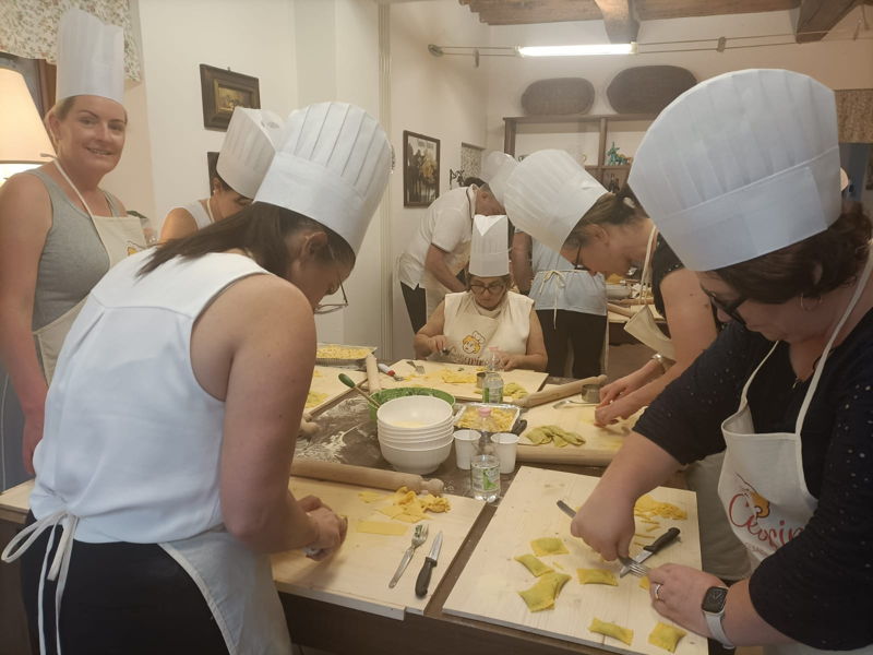 Corsi di cucina Assisi: Pizza, focaccia e torta al testo: i sapori dell'Umbria