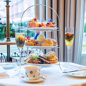 Honeymoon in England: High Tea