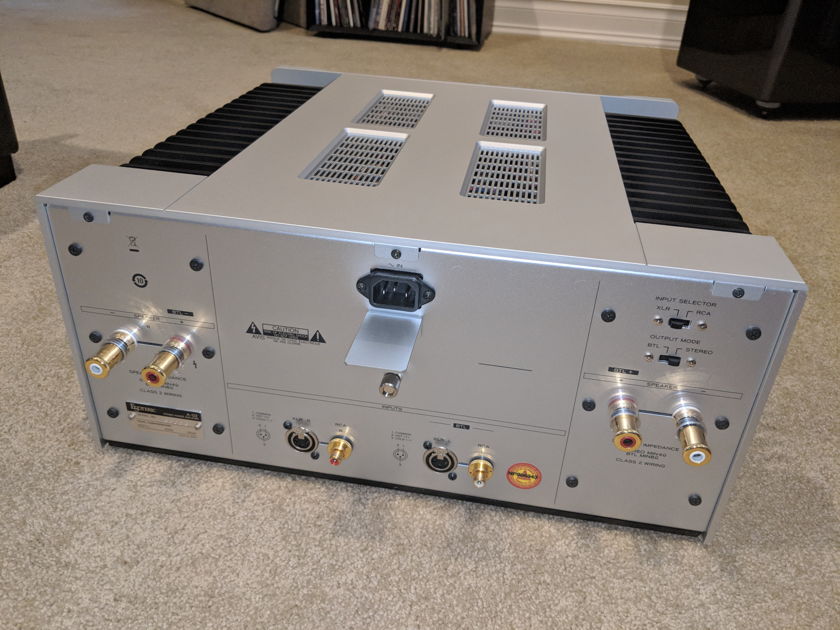 Esoteric A-02 Amplifier