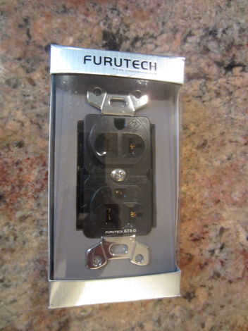 Furutech GTX-D (R) Wall outlet