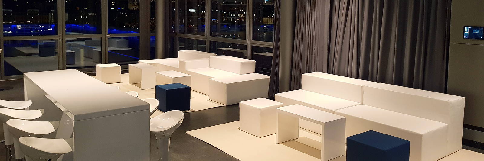 Weisse Lounge Möbel mieten für Event & Promotion