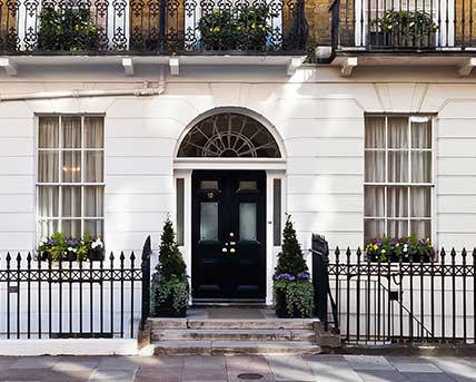 Medicetics Skin Clinic on Harley Street London, for Botox, Dermal Fillers, Excel V Laser and Hydrafacial appointments.