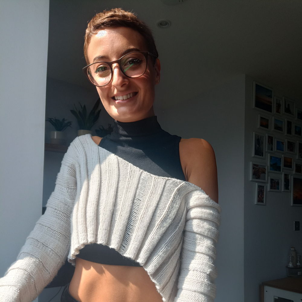 Knitting pattern: Cozy cropped sweater