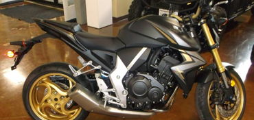 2014 HONDA CB1000R motorcycle for rent near Honolulu, HI