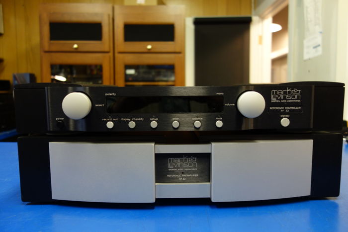 Mark Levinson No. 32 Reference Preamplifier