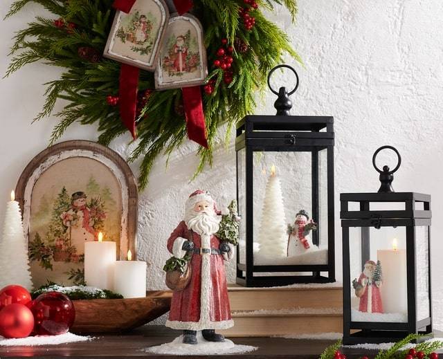 outdoor decoration nutcrackers with wreath and candy cane