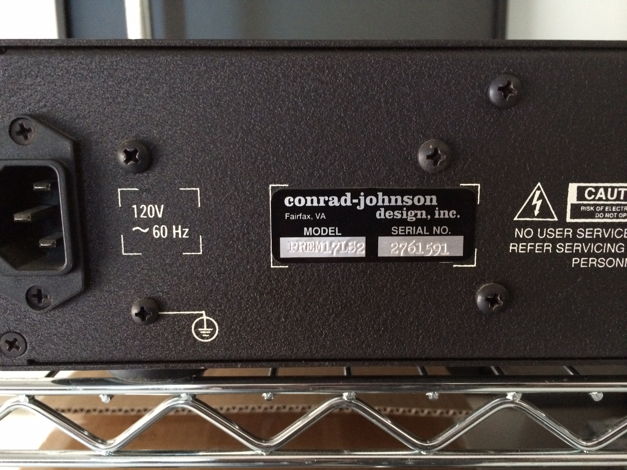 Conrad-Johnson 17LS2  Pre-Amplifier