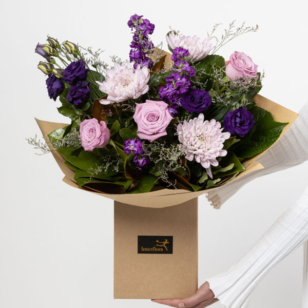 Mauve Bouquet_flowers_delivery_interflora_nz