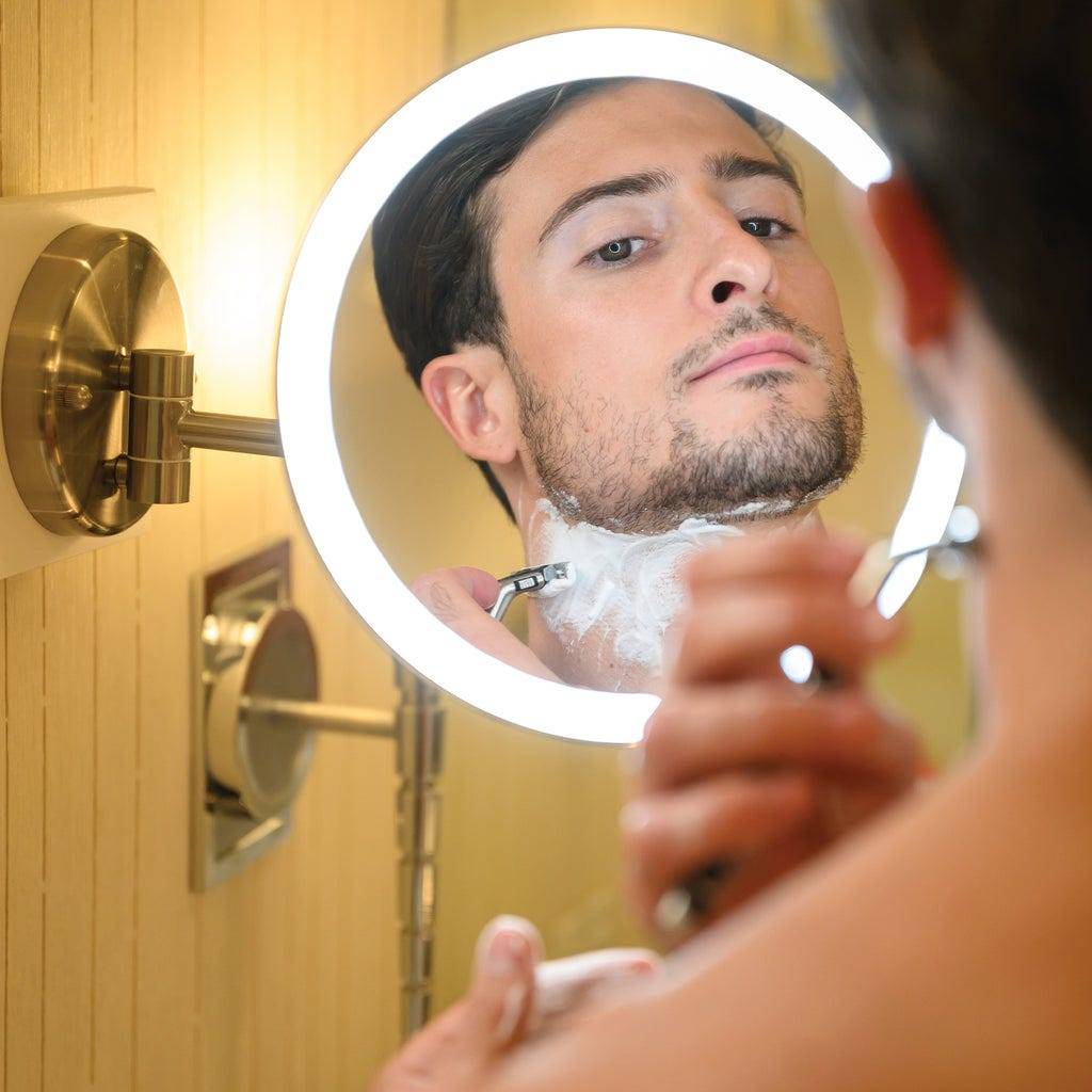 Reflecting Radiance: Unveiling the Ilios Rechargeable Wall Mirror — The Perfect Bathroom Upgrade