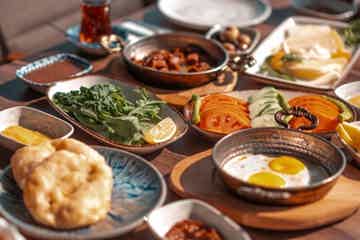 Enjoy a delicious Turkish dinner onboard