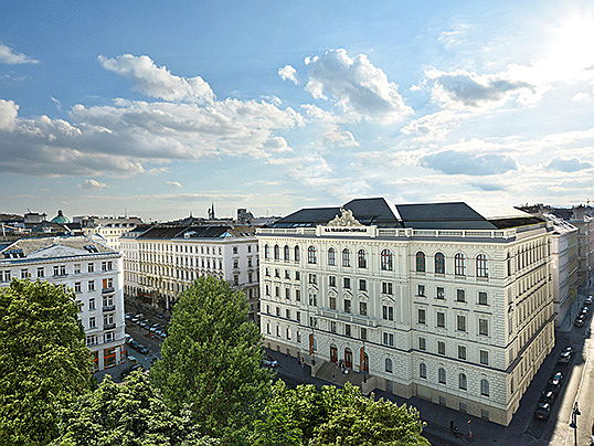  Zermat
- Situated in Vienna’s 1st district, this modern, designer penthouse has an asking price of 7.2 million euros. The approximately 288 square metre apartment has three bedrooms and two bathrooms, in addition to an approximately 35 square metre roof terrace overlooking the city. (Image source: Engel & Völkers Vienna © Free Dimensions)