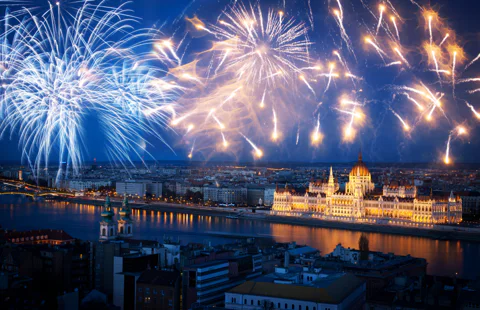 St.Stephen’s Day - Best Fireworks Cruises (Gala Dinner, Cocktails & Drinks)