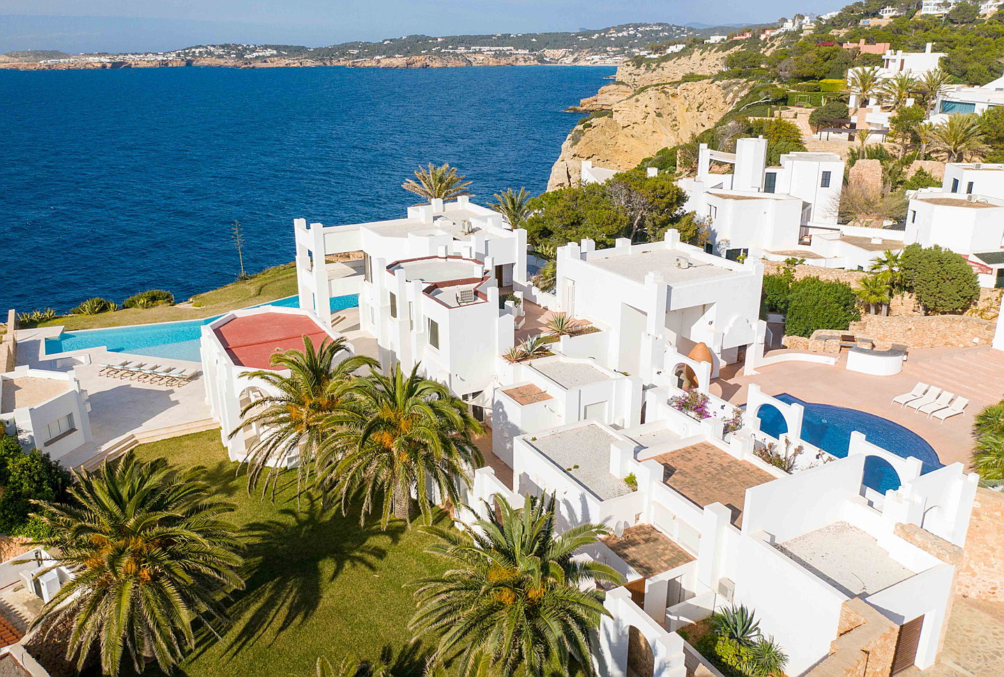  Ibiza
- Luxuriöse Villa als Zweitwohnsitz mit großzügigen Außenbereichen in San José