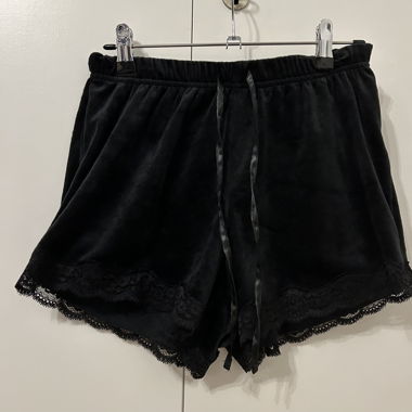 Schwarze Stoffhose