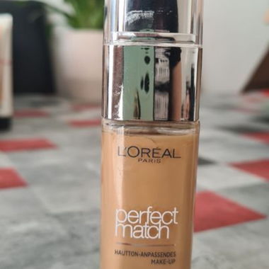 L'Oréal Paris Foundation Perfect Match Make-Up