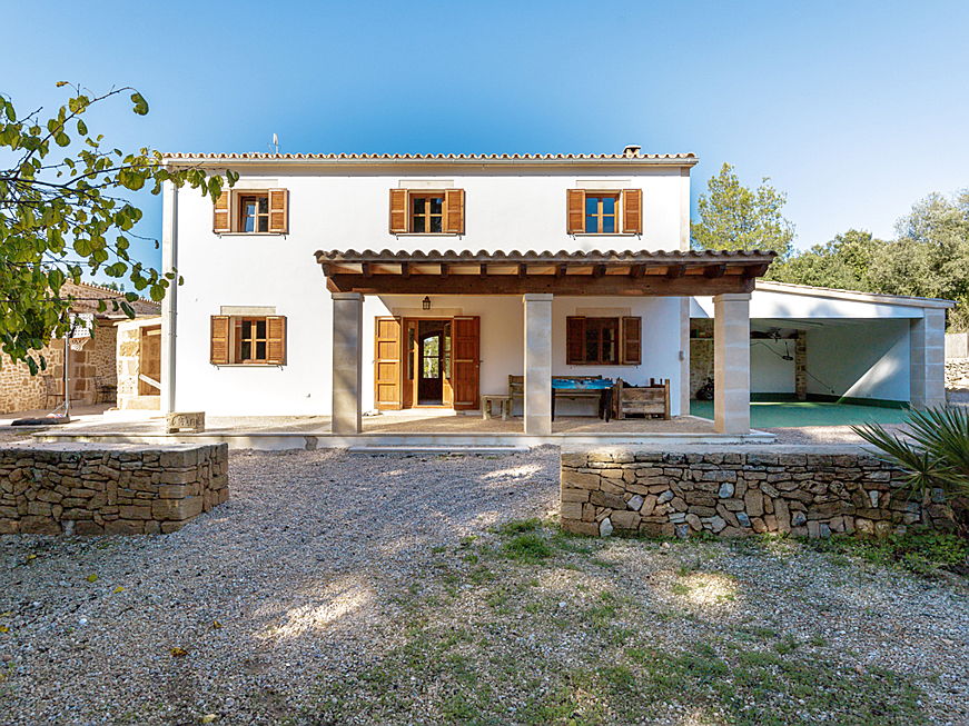  Balearic Islands
- Gorgeous country house with guest house