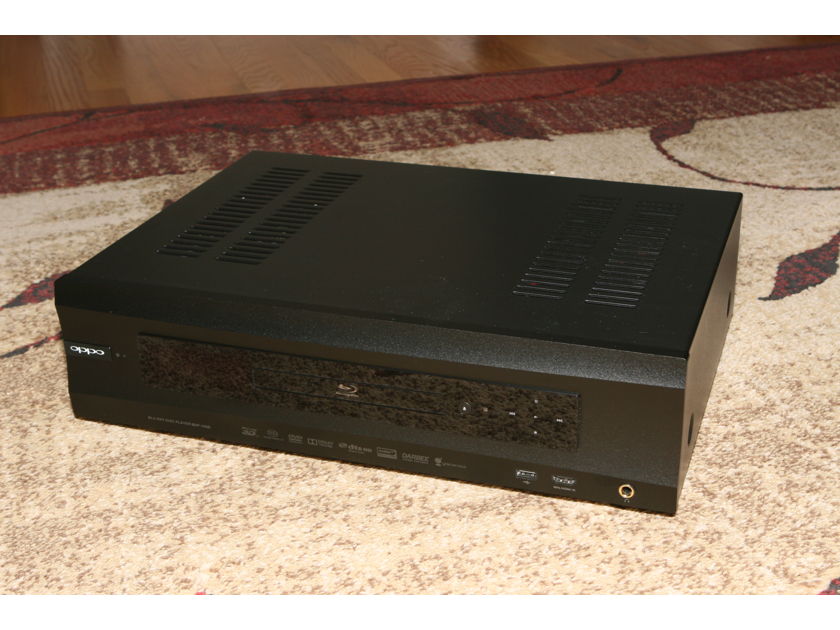 OPPO BDP-105D Blu-Ray Universal Player Darbee Edition